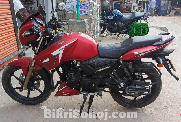 TVS Apache RTR 160cc double dicks abs